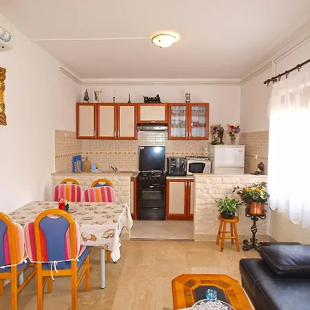 Mato 1488 Apartment