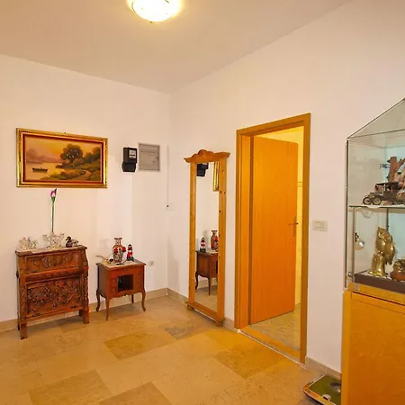 Mato 1488 Apartment